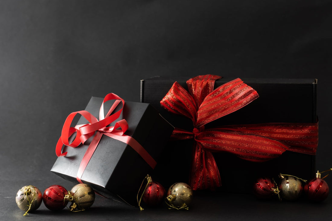 What are the Best Custom and Personalized Christmas Gifts? - Get Things Printed  INC
